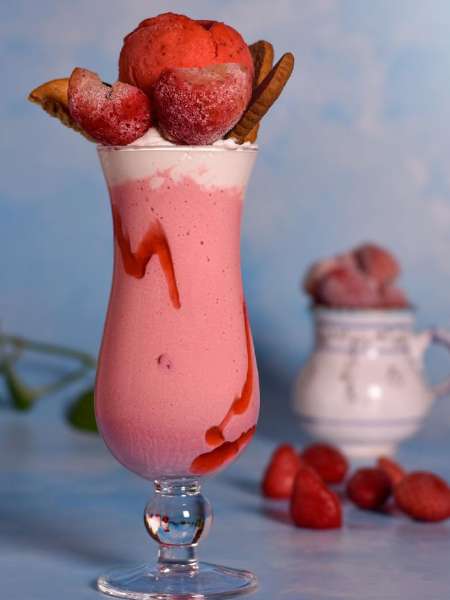 Strawberries Milkshake