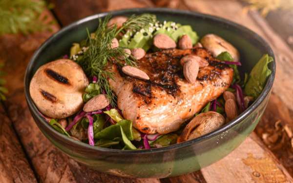 Keto Salamon with Vegetables