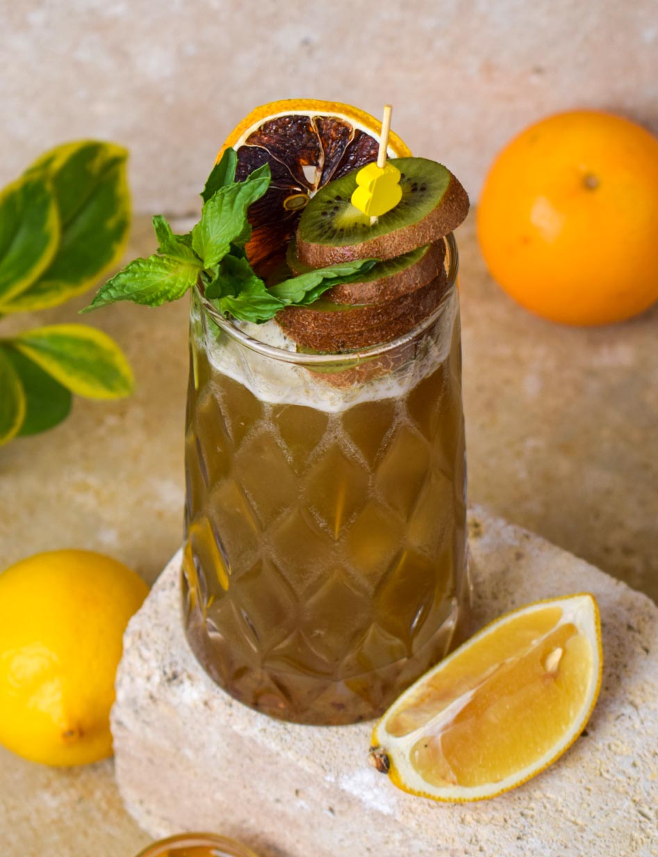 Kiwi iced tea