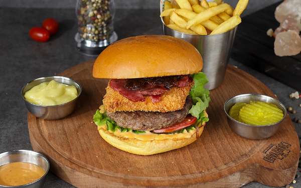 Courtyard Burger