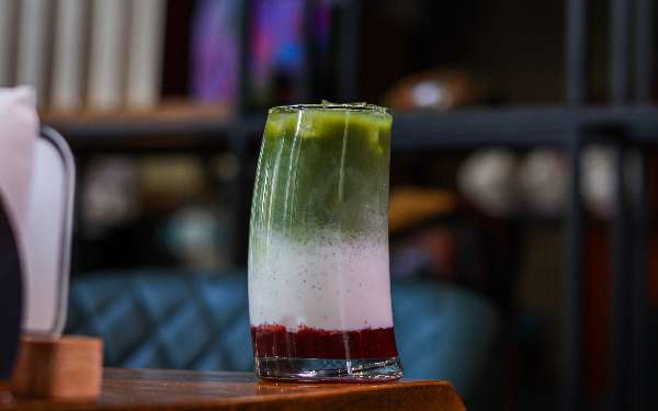 Iced Matcha Strawberry