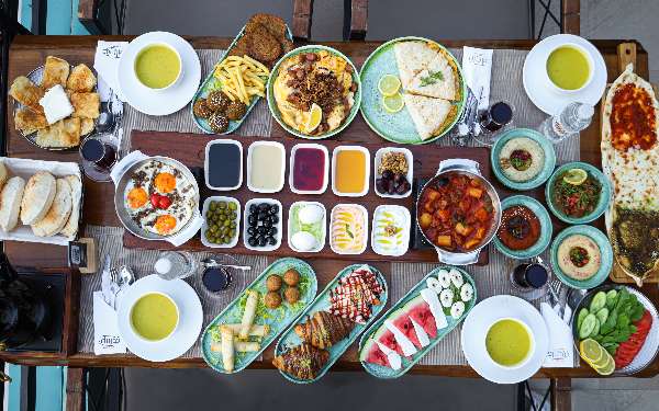 Royal Breakfast