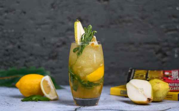 Passion fruit mojito