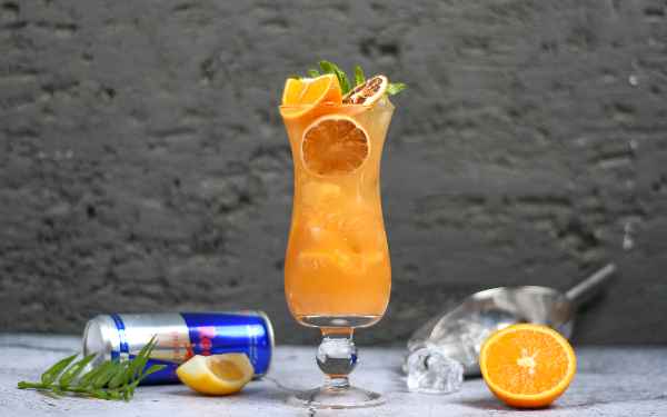Mandarine energy drink